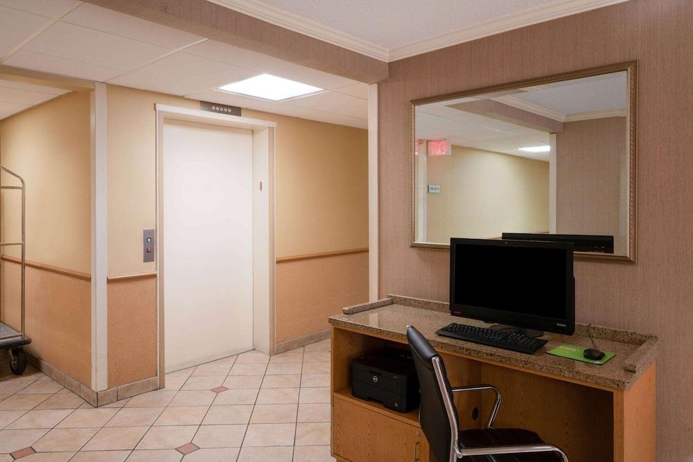 La Quinta By Wyndham Nashville Airport Eksteriør billede